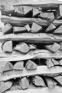 It's important to choose the correct firewood It's important to choose the correct firewood